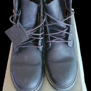 Women's Timberland boots Premium 6 Inch Black Size 7.5 Waterproof Leather